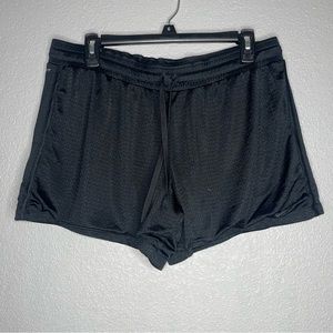 Nike Womens black athletic shorts- L